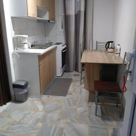 Summer Escape 別荘 パラスポロス