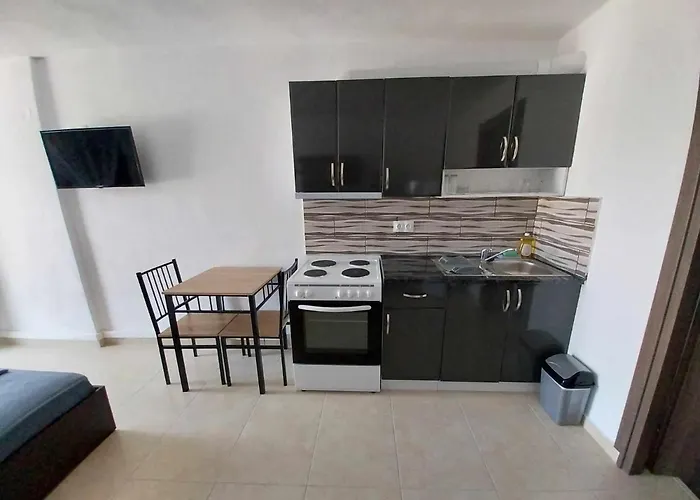 Summer Escape Parasporos