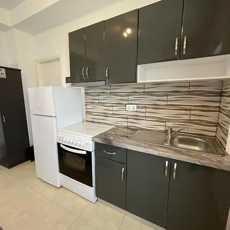 Summer Escape Parasporos