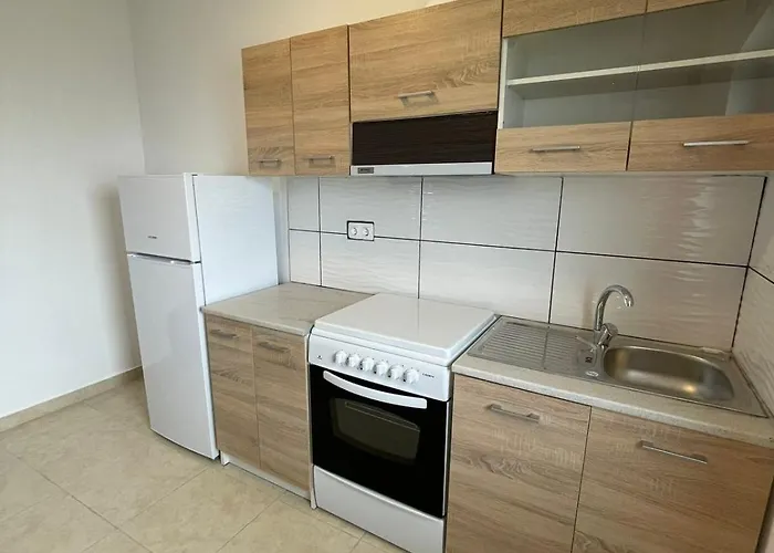 Summer Escape Parasporos